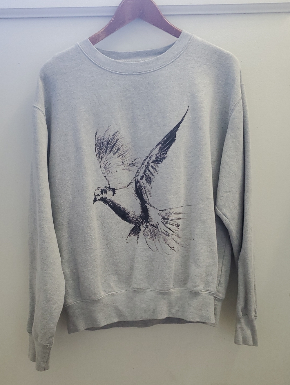 Faithful Worldwide Dwelling Place Gray Sweatshirt Size Large Dove Sketch Graphic